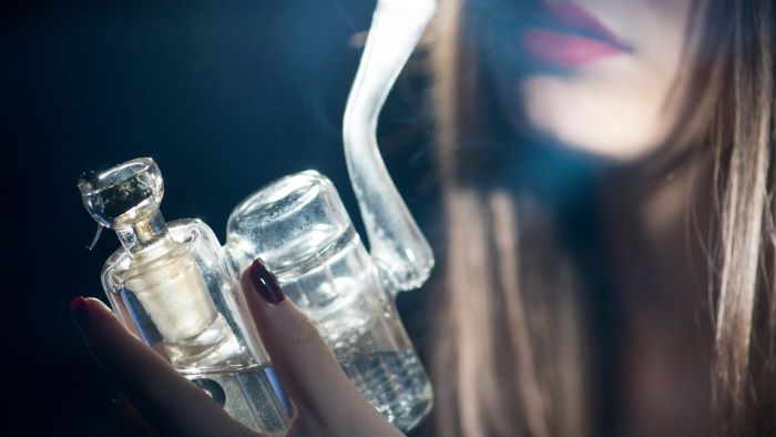 Embrace the Ultimate Smoking Experience with a Weed Bubbler
